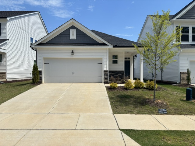 108 Fairwinds Dr